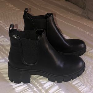 Steve Madden Howler Black Boots